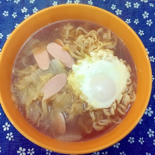 魚肉ソーセージと白菜とたまごの味噌ラーメン